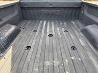 2018 GMC Sierra 3500HD Diesel 4x4 4WD SLT 4dr Crew Cab LB SRW Pickup Universal Auto Sales - Image 10