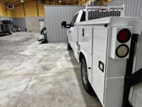 2017 Ford F250 XL Extended Cab 2wd Utility Bed Back Up Camera Mid TN - Image 8