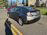 2017 Chevy Volt | 60+ MPG | 50+ EV RANGE | Clean Title | Hybrid Vancouver - Image 4