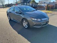 2017 Chevy Volt | 60+ MPG | 50+ EV RANGE | Clean Title | Hybrid Vancouver - Image 8