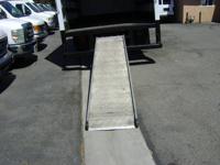 06 Ford E350 Cutaway Cargo Van Utility Box Truck Ex-City 1-Ton 59,000 MILES! ONLY 59,000 ORIGINAL LOW MILES! WOW LOW LOW MILES! - Image 9