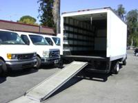 06 Ford E350 Cutaway Cargo Van Utility Box Truck Ex-City 1-Ton 59,000 MILES! ONLY 59,000 ORIGINAL LOW MILES! WOW LOW LOW MILES! - Image 10