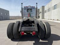 2008 *Peterbilt* *367* *Day* Cab Peterbilt 367 - Image 6