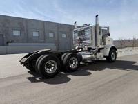 2008 *Peterbilt* *367* *Day* Cab Peterbilt 367 - Image 7