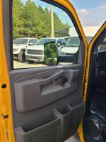 2022 GMC Savana 3500 17ft Cargo Box Truck Cutaway Work Delivery Van Peachland, NC - Image 10