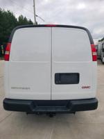 2019 GMC Savana 2500 Extended Cargo Reefer Van Thermo King V320 MAX Peachland - Image 5