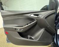 2018 Ford Focus SEL north chicagoland - Image 10