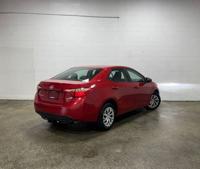2017 Toyota Corolla LE north chicagoland - Image 4