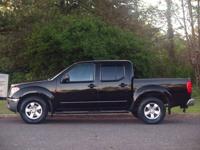 2010 Nissan Frontier SE V6 4x4 4dr Crew Cab SWB Pickup 5A East Brunswick, NJ - Image 3