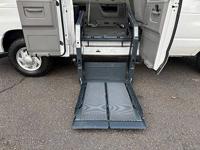 2011 Ford E-Series E 350 SD XLT 3dr Extended Passenger Van Handicap Va seattle - Image 10