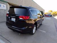 CHRYSLER PACIFICA TOURING-L HANDICAPPED WHEELCHAIR POWER RAMP VAN Irving, TX - Image 8