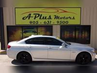 2012 BMW 5 Series 528i 4dr Sedan - Image 7