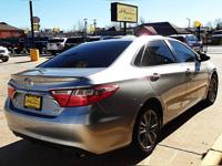 2017 Toyota Camry LE 4dr Sedan - Image 9