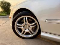 🔥 ONE OWNER CLK550 Cabriolet • 42k Miles • AMG Package 🔥 Southwest Houston - Image 10