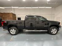 2011 GMC Sierra 2500HD SLT 4X4 6.6L DURAMAX DIESEL/NEW TIRES/Z-71 OFF RD 2500 + MM Investment Cars-Gladstone / WE SHIP NATIONWIDE - Image 5