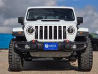 2023 JEEP GLADIATOR MOJAVE 4X4 WITH LOW MILES!! Houston - Image 9