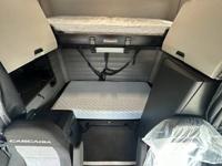 2023 Freightliner Cascadia Sleeper Truck city of chicago - Image 10