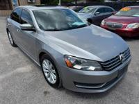 2013 Volkswagen Passat - Image 3