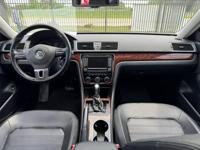 2013 Volkswagen Passat - Image 9