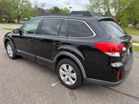 2012 Subaru Outback Limited *Well maintained* - Image 3