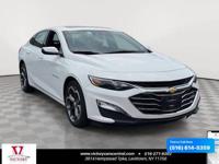 2023 Chevrolet Chevy Malibu LT 4dr Sedan w/1LT Call/Text 516- 614-5359 + EVERYONE FINANCED!! PODEMOS FINANCIAR A CUALQUIERA! - Image 2
