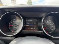 2016 Ford Mustang V6 2D Coupe SE HABLA ESPANOL - Good Credit/Bad Credit - APPROVED! - Image 10