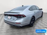 2023 Honda Accord Hybrid Sport-L Call/Text 516- 614-5359 + EVERYONE FINANCED!! PODEMOS FINANCIAR A CUALQUIERA! - Image 6
