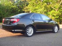 2012 Toyota Camry Hybrid XLE 4dr Sedan East Brunswick, NJ - Image 5