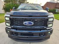 2023 Ford F-250 Lariat F250 6.7 Diesel Tower Rd Mundelein, IL 60060 - Image 4