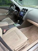 2012 Altima low mileage carfax clean title Houston - Image 10