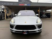 2015 Porsche Macan S // LUXURY Fully Loaded AWD / Vancouver Auto Center - Image 8