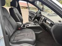 2015 Porsche Macan S // LUXURY Fully Loaded AWD / Vancouver Auto Center - Image 9