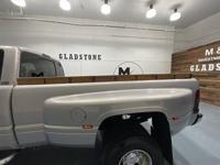 1997 Dodge Ram 3500 Laramie SLT 4X4 5.9L DIESEL 12-VALVE / DUALLY 3500 + MM Investment Cars-Gladstone / WE SHIP NATIONWIDE - Image 10