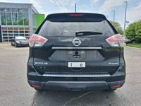 2015 NISSAN ROGUE WAUKEGAN, ILLINOIS - Image 9