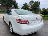 2011 TOYOTA CAMRY 1 OWNER 4CIL GAS SAVE - Image 9