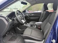 2017 Nissan Rogue SV 4dr Crossover CRYSTAL AUTO SALES INC ~ 2204 Nolensville Pike NASHVILLE - Image 9