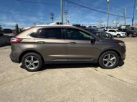 2019 Ford Edge Madison - Image 8