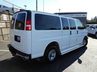 2017 Chevrolet Express RWD 3500 LT 12 Passenger Van 6.0 V8 1 Owner (4200 Roethe rd Milwaukie OR 97267) - Image 8