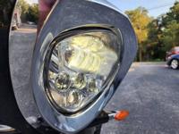 2017 VICTORY CROSS COUNTRY💥 TOURING 💥 GREAT CONDITION💥💥 SCHEREVILLE, IN (35 mins FROM CHICAGO) - Image 4