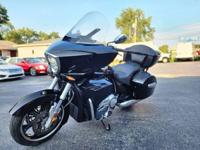 2017 VICTORY CROSS COUNTRY💥 TOURING 💥 GREAT CONDITION💥💥 SCHEREVILLE, IN (35 mins FROM CHICAGO) - Image 6