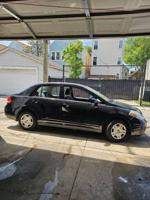 2010 nissan versa 4 cilinder vehicle Chicago - Image 2
