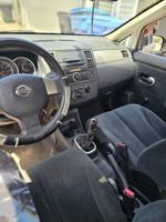 2010 nissan versa 4 cilinder vehicle Chicago - Image 6