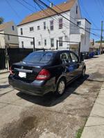 2010 nissan versa 4 cilinder vehicle Chicago - Image 8