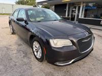 2015 chrysler 300 limited sedan Jacksonville - Image 6