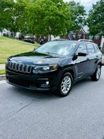 2019 Jeep Cherokee Latitude Apple Car Play Back up camera 1 Owner Lawrenceville - Image 6