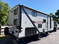 2020 Forest River WILDWOOD PLATIUM 178BHSKK BUNK BEDS + Gator Truck Center of Ocala - Image 3