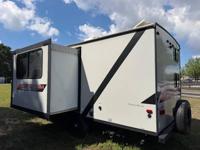 2020 Forest River WILDWOOD PLATIUM 178BHSKK BUNK BEDS + Gator Truck Center of Ocala - Image 10