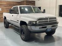 2001 Dodge Ram 2500 Laramie 4X4 5.9L DIESEL / NEW WHEELS TIRES 2500 + MM Investment Cars-Gladstone / WE SHIP NATIONWIDE - Image 3