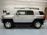2008 Toyota FJ Cruiser Sport Utility 4X4 / LOCAL SUV w. ZERO RUST GSJ10L/GSJ15L + MM Investment Cars-Gladstone / WE SHIP NATIONWIDE - Image 4