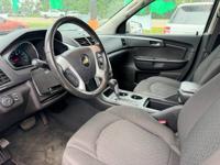 2010 Chevrolet Traverse LT West Mount Houston - Image 6
